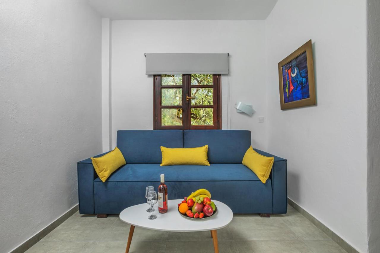 Eleon Suites Afytos Buitenkant foto