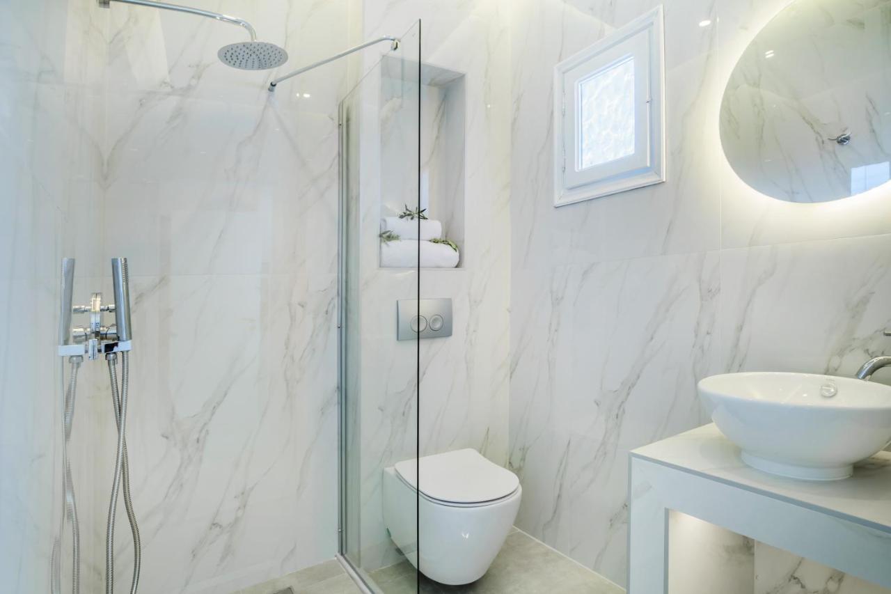 Eleon Suites Afytos Buitenkant foto